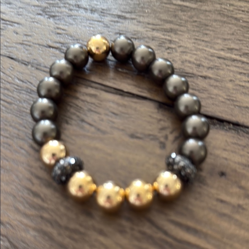 Stella & Dot Gold and Black Beaded Bracelet